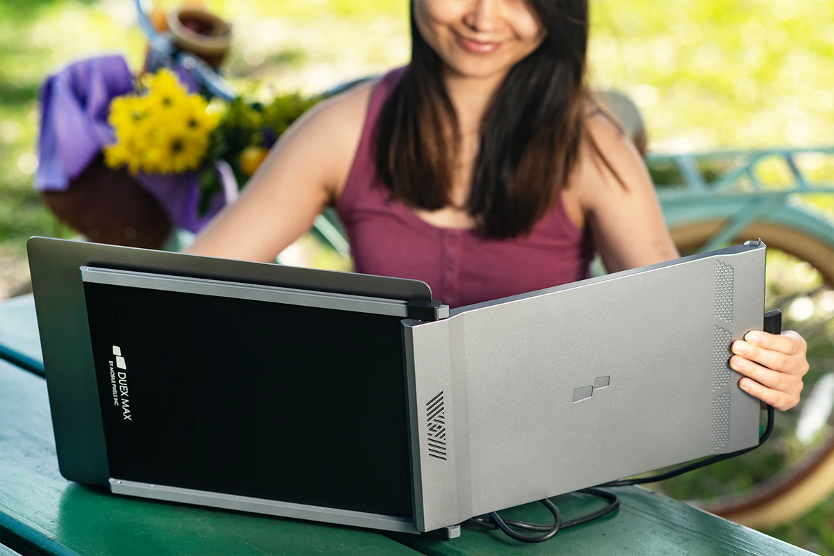 Duex Max Portable Monitor for Laptop Lightweight and durable